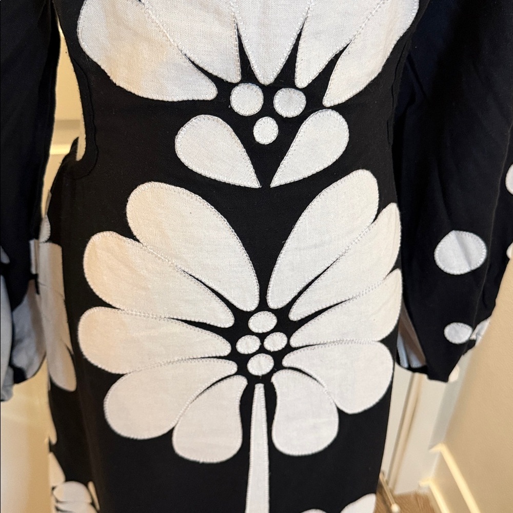 FARM Rio Embroidered Cutwork Backless Floral Dress Size M - Picture 5 of 10